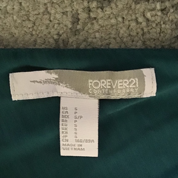 Beautiful turquoise dress with back detail - Picture 2 of 4